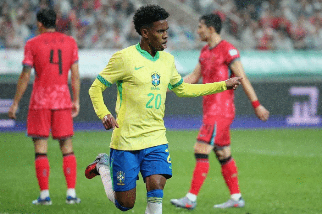 Estêvão marcou dois gols na goleada do Brasil contra a Coreia do Sul (Foto: Kim Hong-Ji, Reuters)